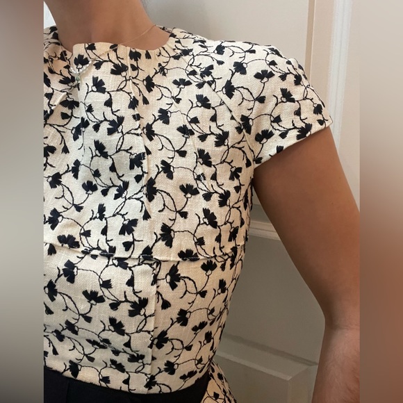 Carolina Herrera ivory tweed navy embroidered sheath midi dress size 4 - Picture 8 of 16